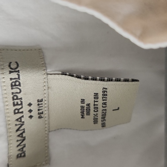 White cotton button down - Picture 2 of 8